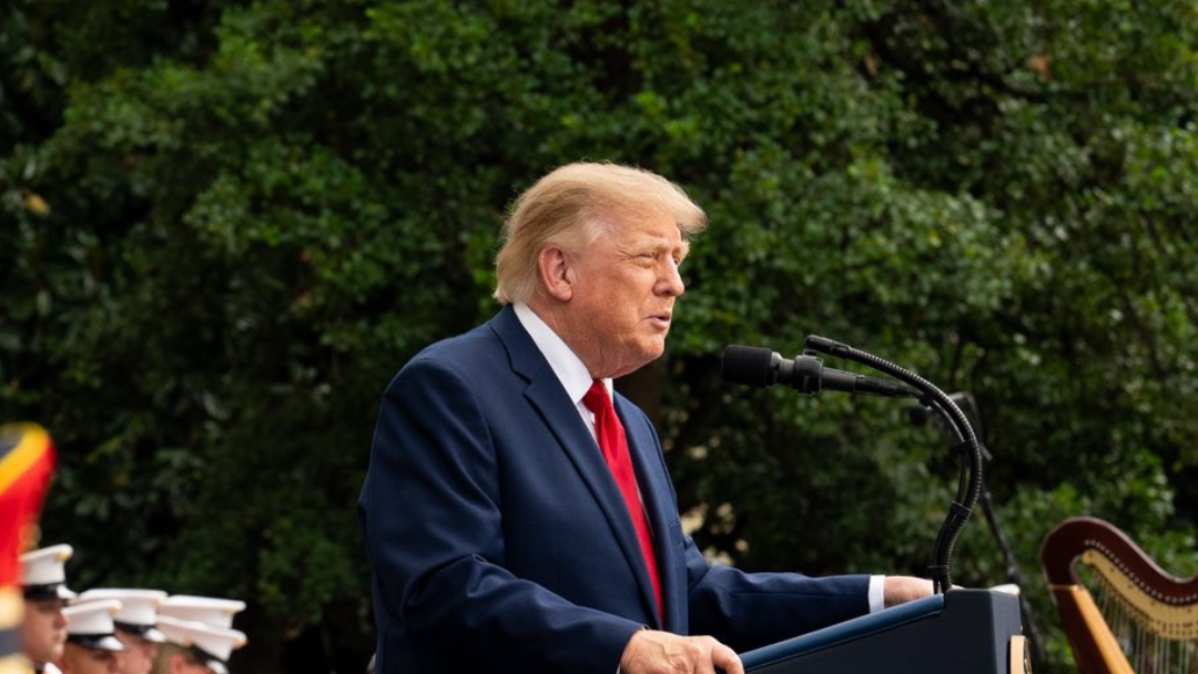 Trump’s Latest Video Sparks a Wave of Health Questions After Viewers Notice His Appearance