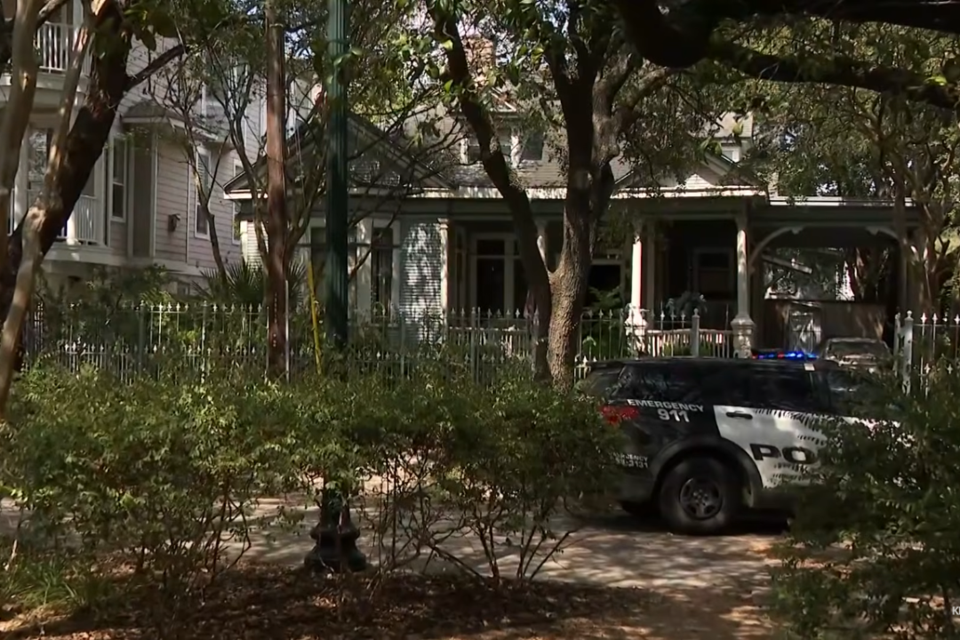 Home Invader Breaks Into Elderly Man’s Home And Refuses To Leave ...