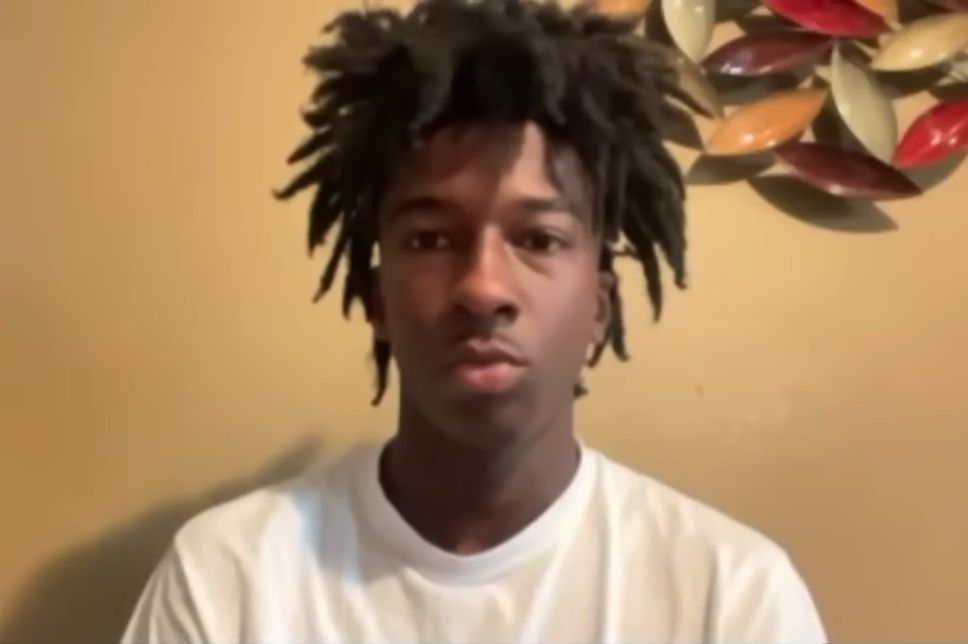 Corion Evans doing an interview about how he rescued 4 people in Pascagoula River in Mississippi , Photo Credit: MS Now/Youtube
