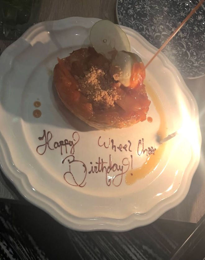 The dessert plate with message that says �Happy Wheel Chair Birthday�, photo credit: instagram