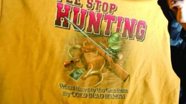 Pro-Hunting sweatshirt