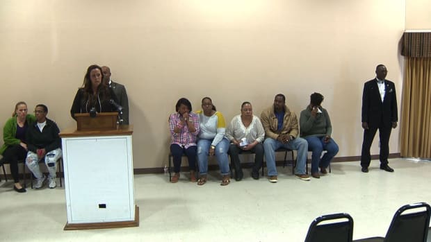Community Leaders meet in the aftermath of Antronie Scott's death