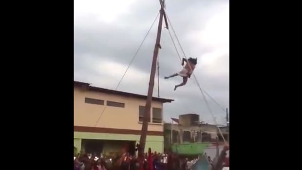 Recreation Of Jesus' Crucifixion Goes Wrong (Video) Promo Image