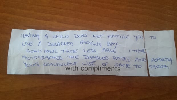 Note left on woman's car