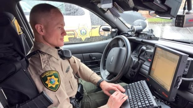 Officer Prays For Driver's Mother During Traffic Stop Promo Image