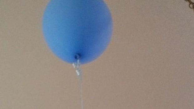Man Left At A Loss For Words After Finding Balloon With Card Attached (Photos) Promo Image