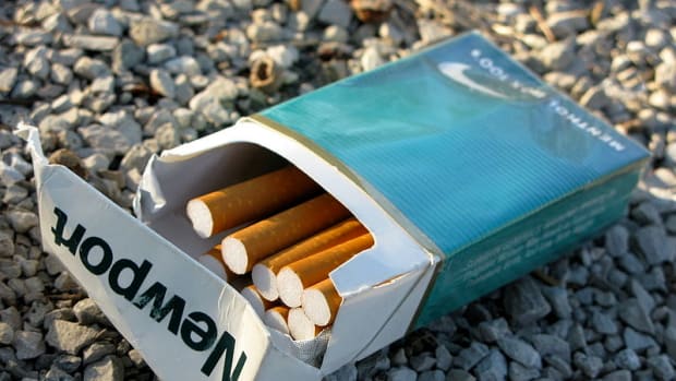 Cop Finds Weapon Disguised As Cigarette Pack (Video) Promo Image