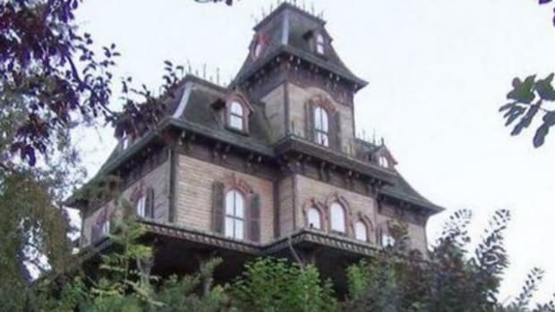 Disneyland Haunted House Closed After Officials Make Disturbing Discovery Inside Promo Image