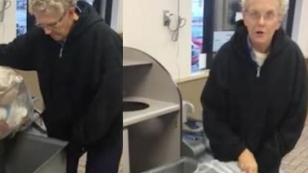Customer Sees What Employee Is Doing With Trash, Takes Out Phone And Starts Recording (Video) Promo Image