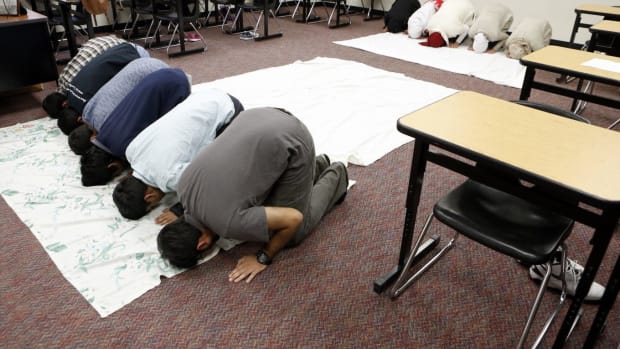 Prayer Rooms In Public Schools Are Unconstitutional Promo Image