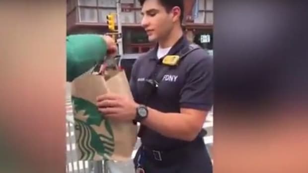 Starbucks Employee Treats NYPD To Free Coffee (Video) Promo Image