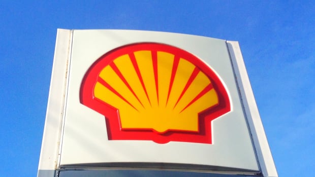 Shell Geologist Says Company Hid Oil Spill Damages Promo Image