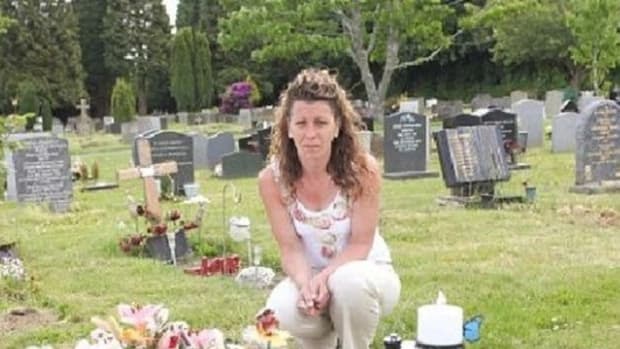 Mother Stunned To Discover Her 4-Year-Old Son's Headstone Was Removed Because A Single Person Complained (Photos) Promo Image