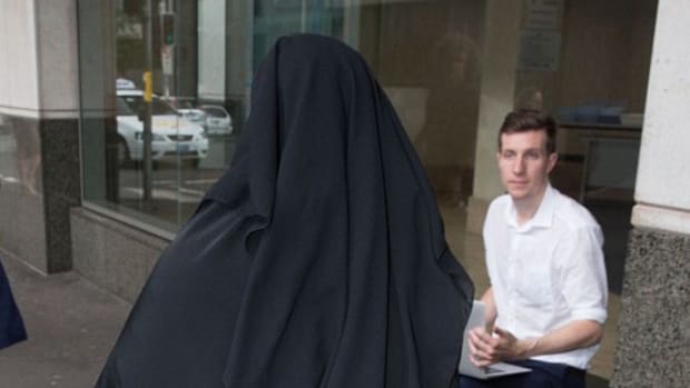 Muslim Woman Refuses To Remove Veil And Won't Stand For Judge, His Response Goes Viral Promo Image