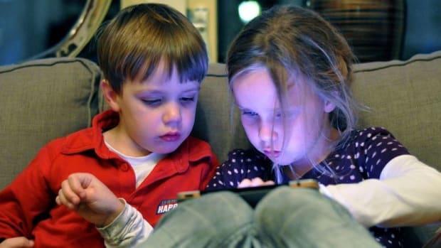 Study: iPads Negatively Impact Children's Development Promo Image
