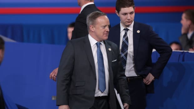 Sean Spicer Unknowingly Sends Distress Call To Press (Video) Promo Image