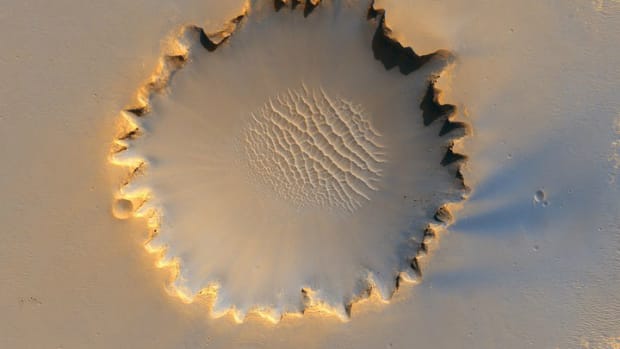 There's A Strange Rock Circle On Mars (Video) Promo Image