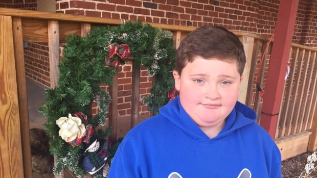 Santa Quits After Body-Shaming 9-Year-Old Boy Promo Image