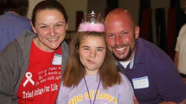 Ohio Child Cancer Survivor Kills Herself Over Bullying Promo Image