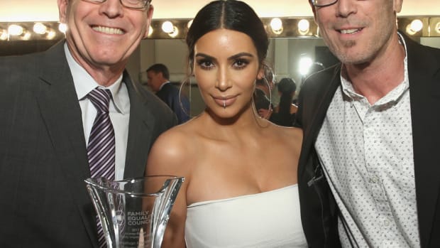 Kim Kardashian Joins Kris And Caitlyn Jenner Feud Promo Image