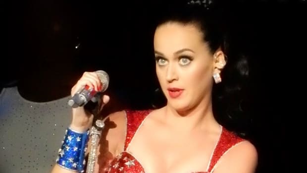 Katy Perry Accused Of Calling Producer The N-Word (Photos) Promo Image