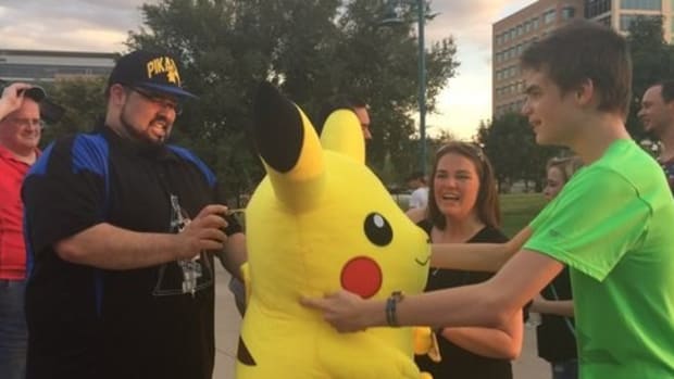 Bullied Autistic Teen Invited To Play Pokemon Go (Photos) Promo Image
