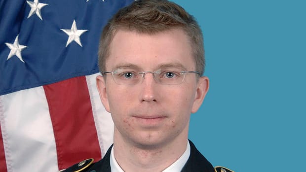 Chelsea Manning Sent To Solitary Confinement After Suicide Attempt Promo Image