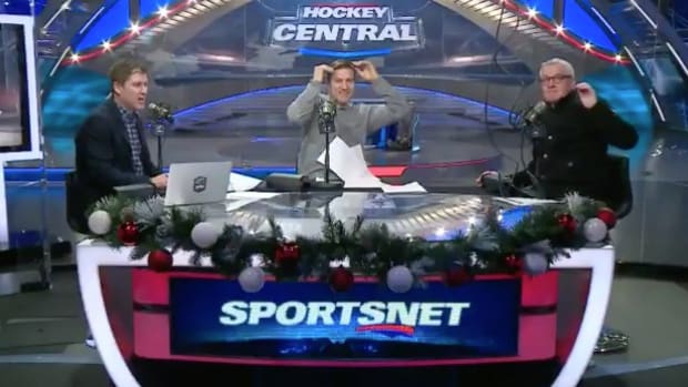 Ceiling Panels Fall During Canadian Sports Show (Video) Promo Image