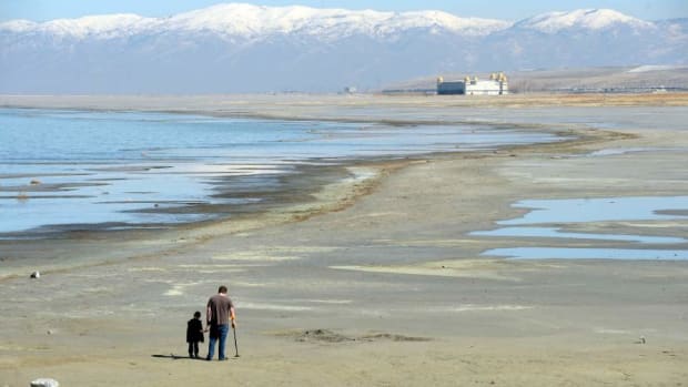 NASA Images Show Great Salt Lake Is Shrinking (Photos) Promo Image