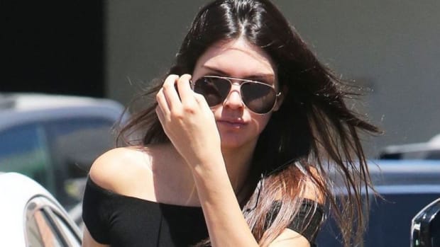 Kendall And Kylie Jenner Face Controversy Over Shirts (Photos) Promo Image