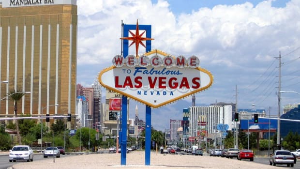 Vegas Shooter Was A Gambler With A Bank-Robbing Father (Photos) Promo Image