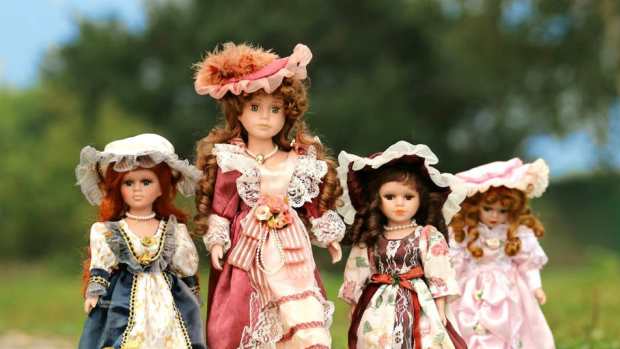 Father Leaves Wife And Kids For Sex Doll Promo Image