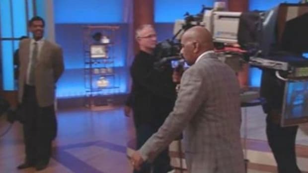As Soon As Steve Harvey Sees What Woman Is Wearing, He Storms Off Stage (Video) Promo Image