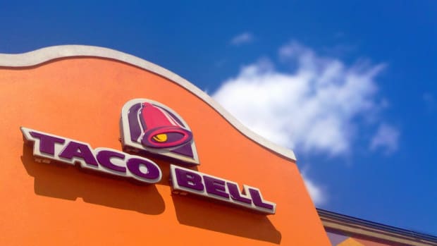 Taco Bell Manager Fights Former Employee (Video) Promo Image