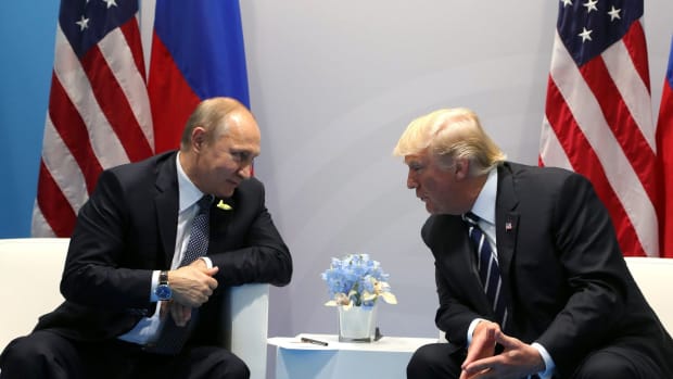Candidate Trump Didn't Reject Possible Putin Meeting Promo Image