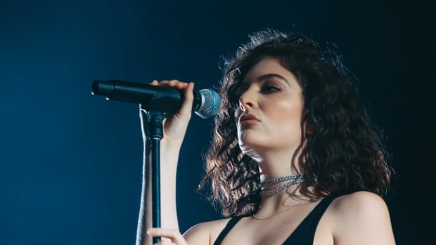 Lorde Cancels Israel Concert Amid Criticism Promo Image