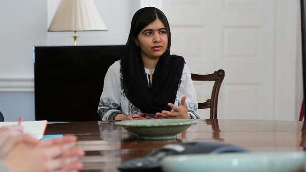 Malala Yousafzai Criticized For Her College Clothes (Photos) Promo Image