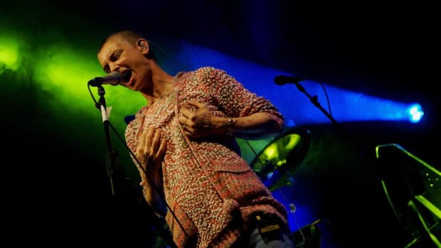 Sinead O'Connor's Friend Confirms She Is Not Suicidal (Video) Promo Image