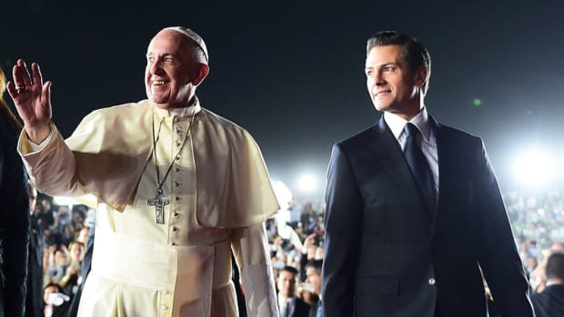 Pope's Speech Calls For Peace, Compassion For Refugees Promo Image