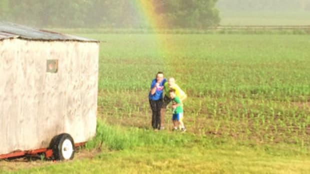 Family Discovers End Of The Rainbow (Photos) Promo Image