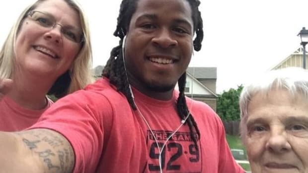 NFL Player's Good Deed Goes Viral Promo Image