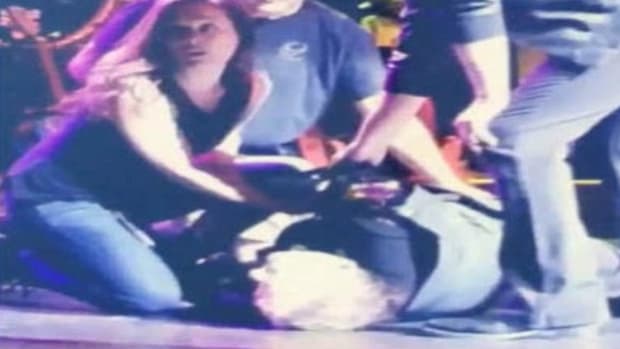 Meat Loaf Collapses On Stage (Video) Promo Image