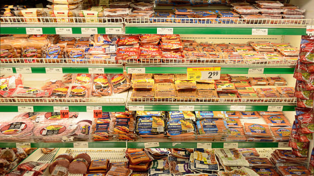The World Health Organization has become the first global health group to declare a direct link between processed meat and cancer.