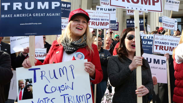 20,000 Massachusetts Voters Quit DNC As Trump Rises Promo Image
