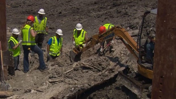 Boston Construction Uncovers 1800s Wooden Ship (Photos) Promo Image