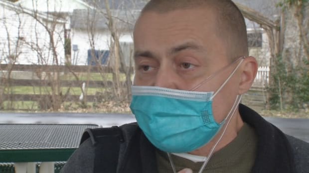 Dying Kentucky Man Denied Lung Transplant  Promo Image