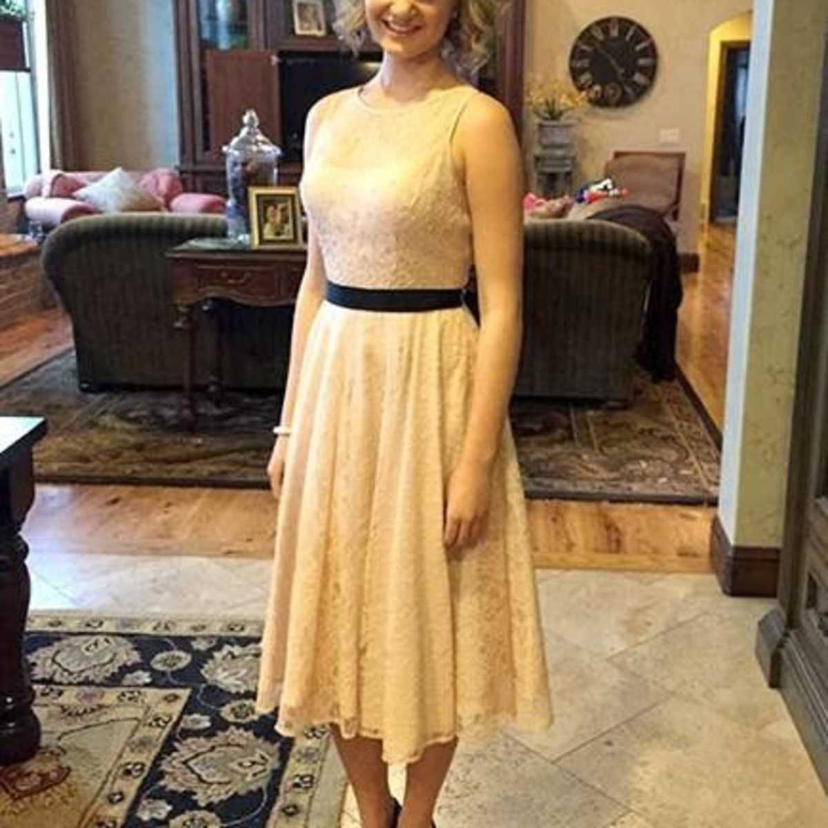 modest junior dresses