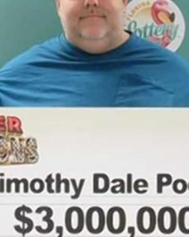 Man Goes To Turn In 288 Million Lottery Ticket State Refuses To Pay Him Opposing Views