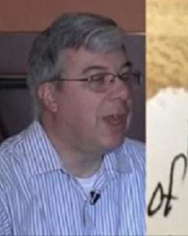 Restaurant Patron Sees How Man Is Treating His Wife, Hands Him This Note (Photo) Promo Image