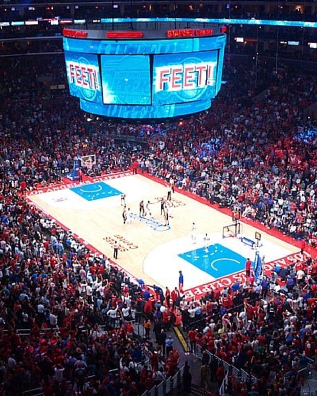 Wisconsin Badgers� Nigel Hayes Caught On Open Microphone